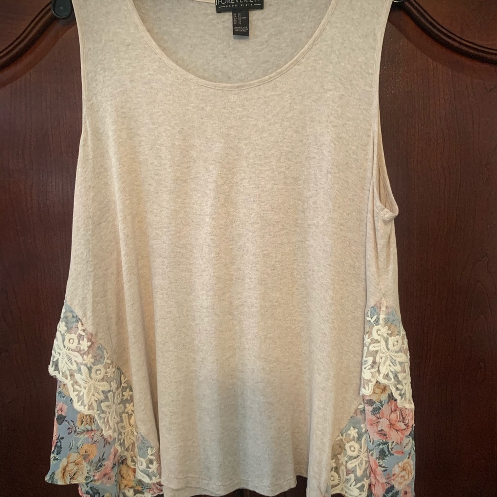 Forever 21 tank